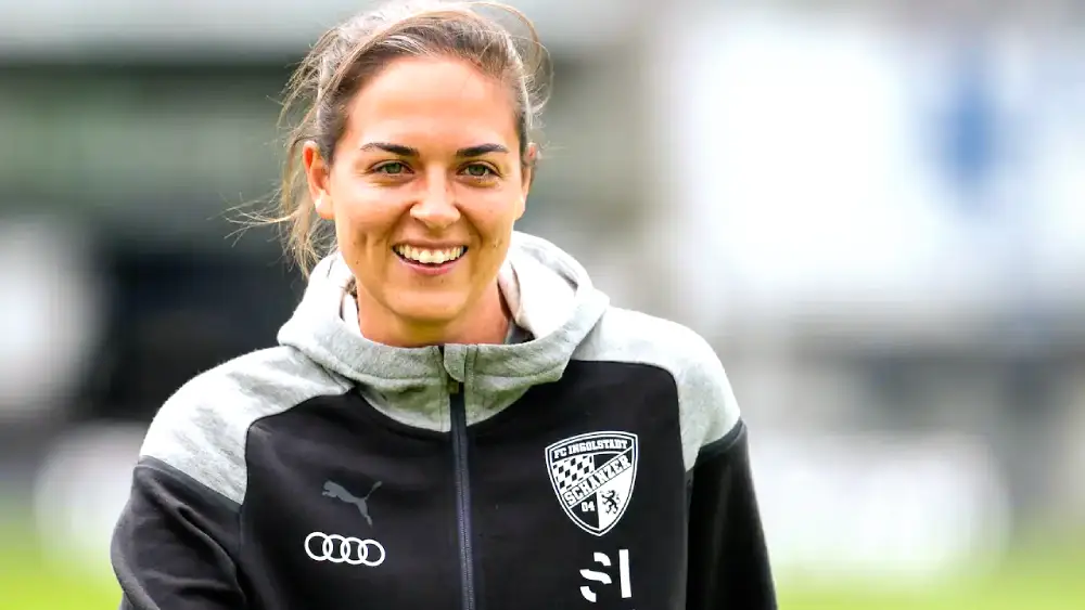 Sabrina Wittmann Freundin & Co: Alles über Die Erste Profi-Trainerin Sabrina Wittmann Freundin